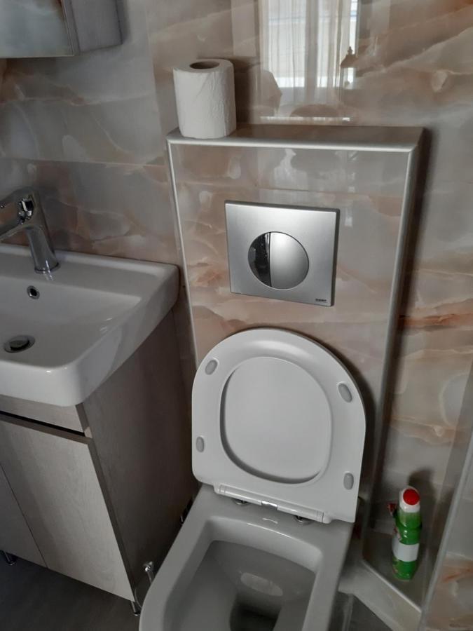 Kosmos Service Apartment City Center 1 With Additional Cost Parking Tesalonika Bagian luar foto