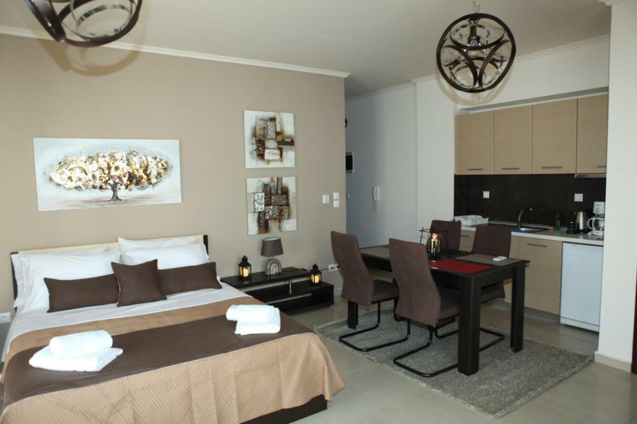 Kosmos Service Apartment City Center 1 With Additional Cost Parking Tesalonika Bagian luar foto